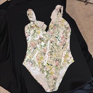 Floral Print Girls' One-Piece Swimsuit - White with Multicolor Floral